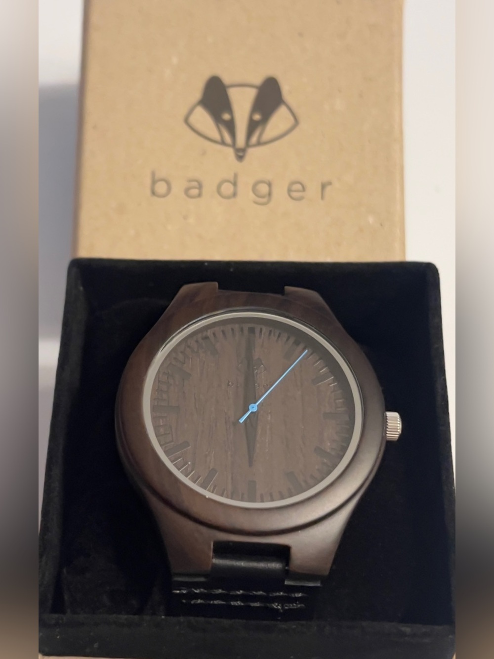 BRANDED SANDALWOOD CLASSIC WATCH WITH BLUE SECOND HAND